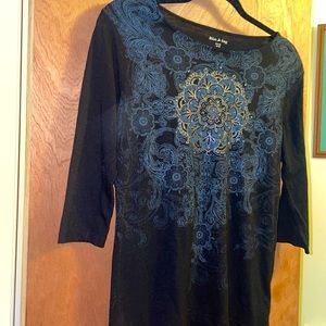 Women’s Black 3/4-sleeved Top